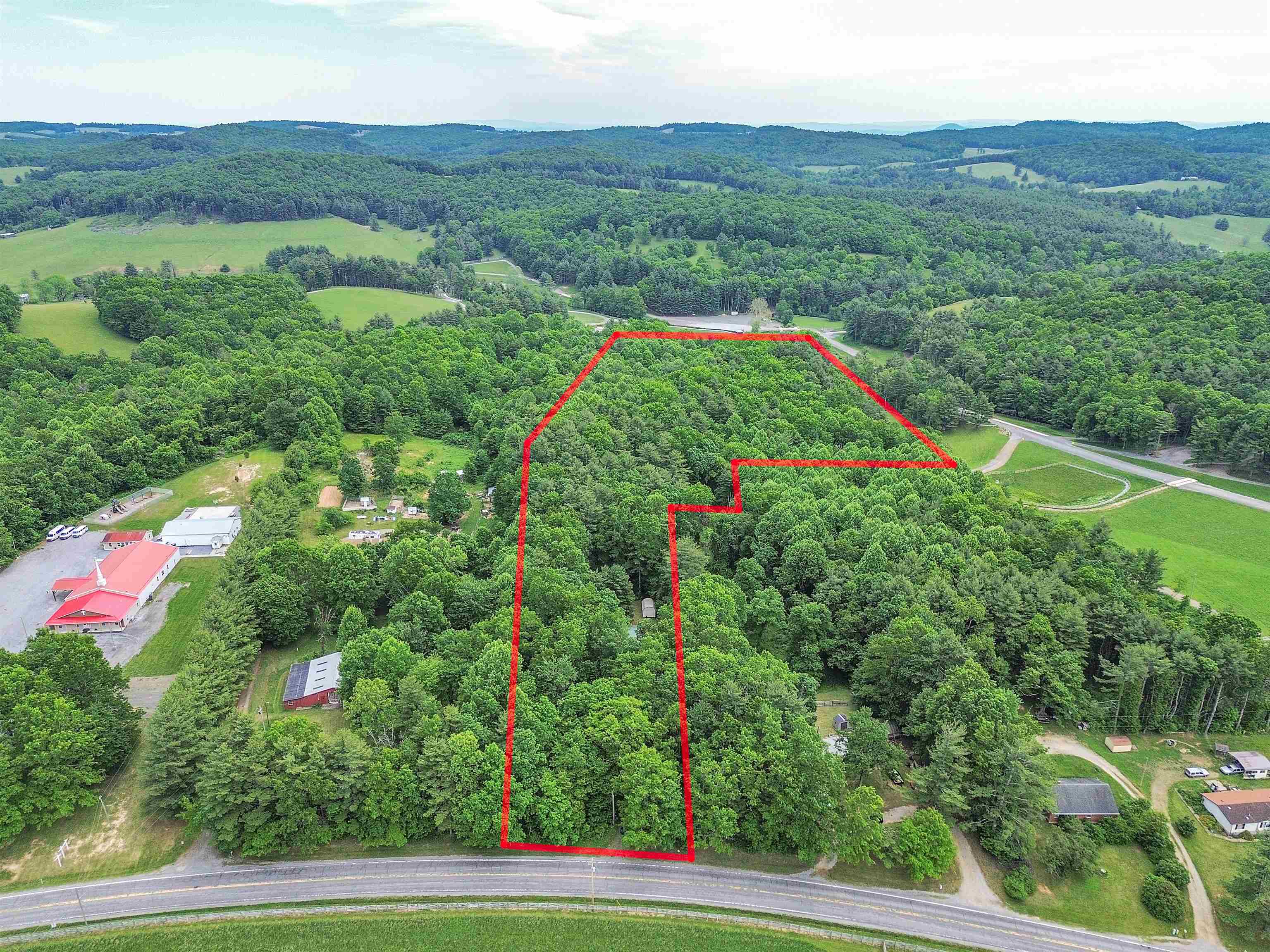5928 Floyd Highway N Check VA 24072