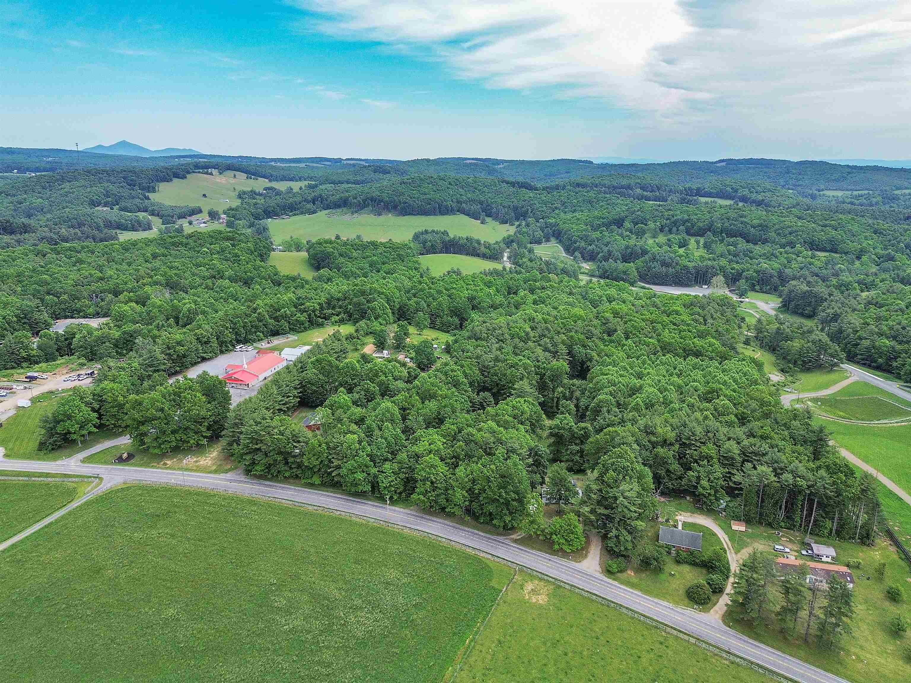 5928 Floyd Highway N Check VA 24072