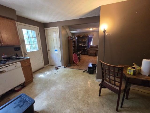 204 Locust Street Narrows VA 24124