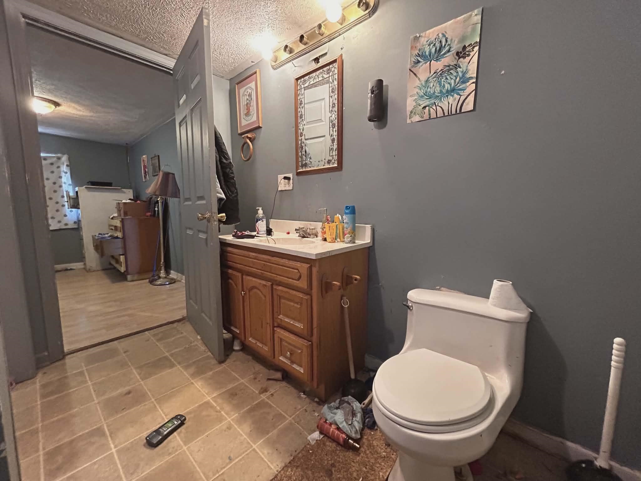 204 Locust Street Narrows VA 24124