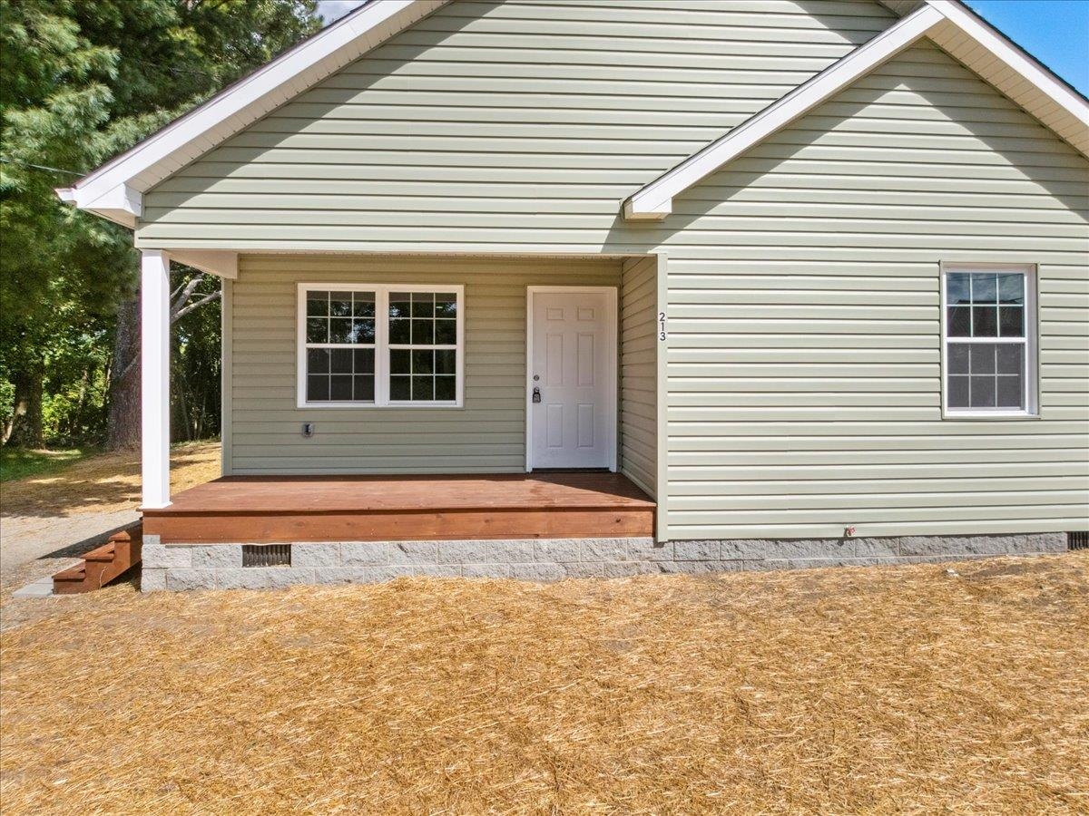 213 Pine Street Pulaski VA 24301