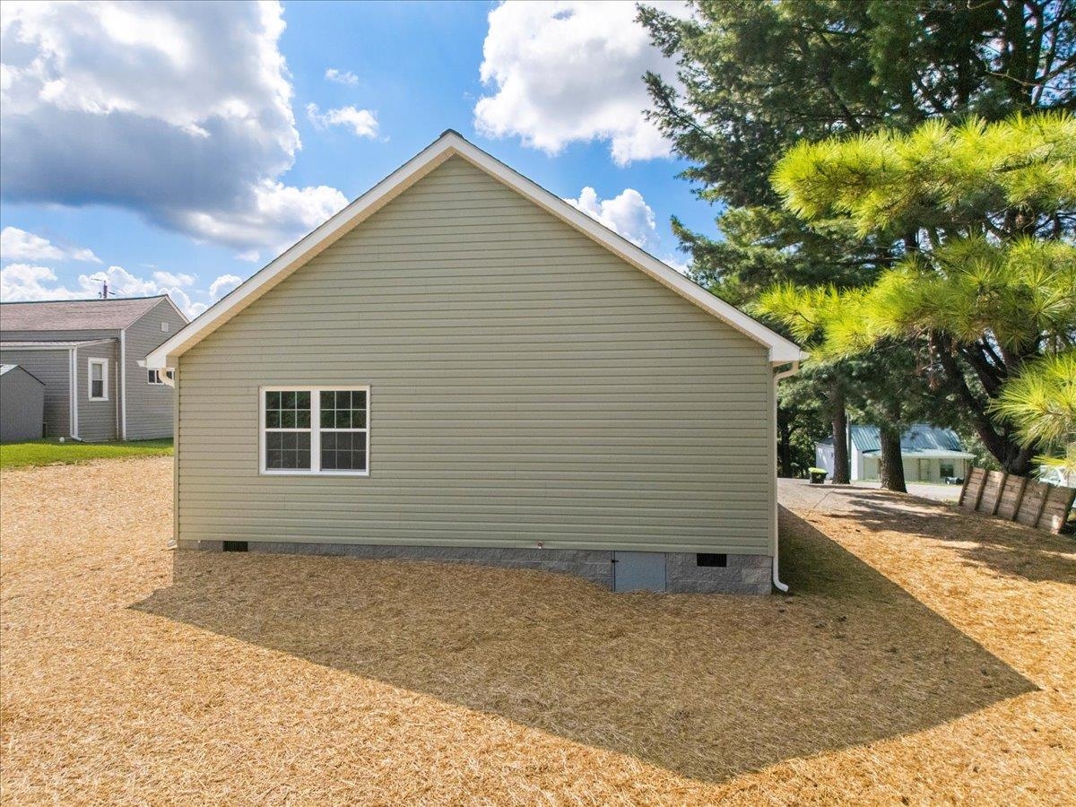 213 Pine Street Pulaski VA 24301