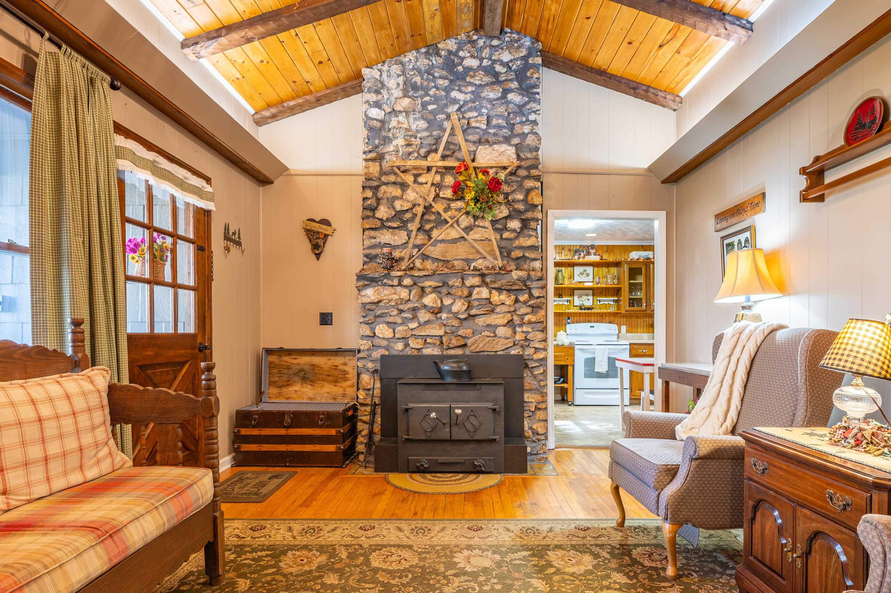 2230 Sowers Road Floyd VA 24091