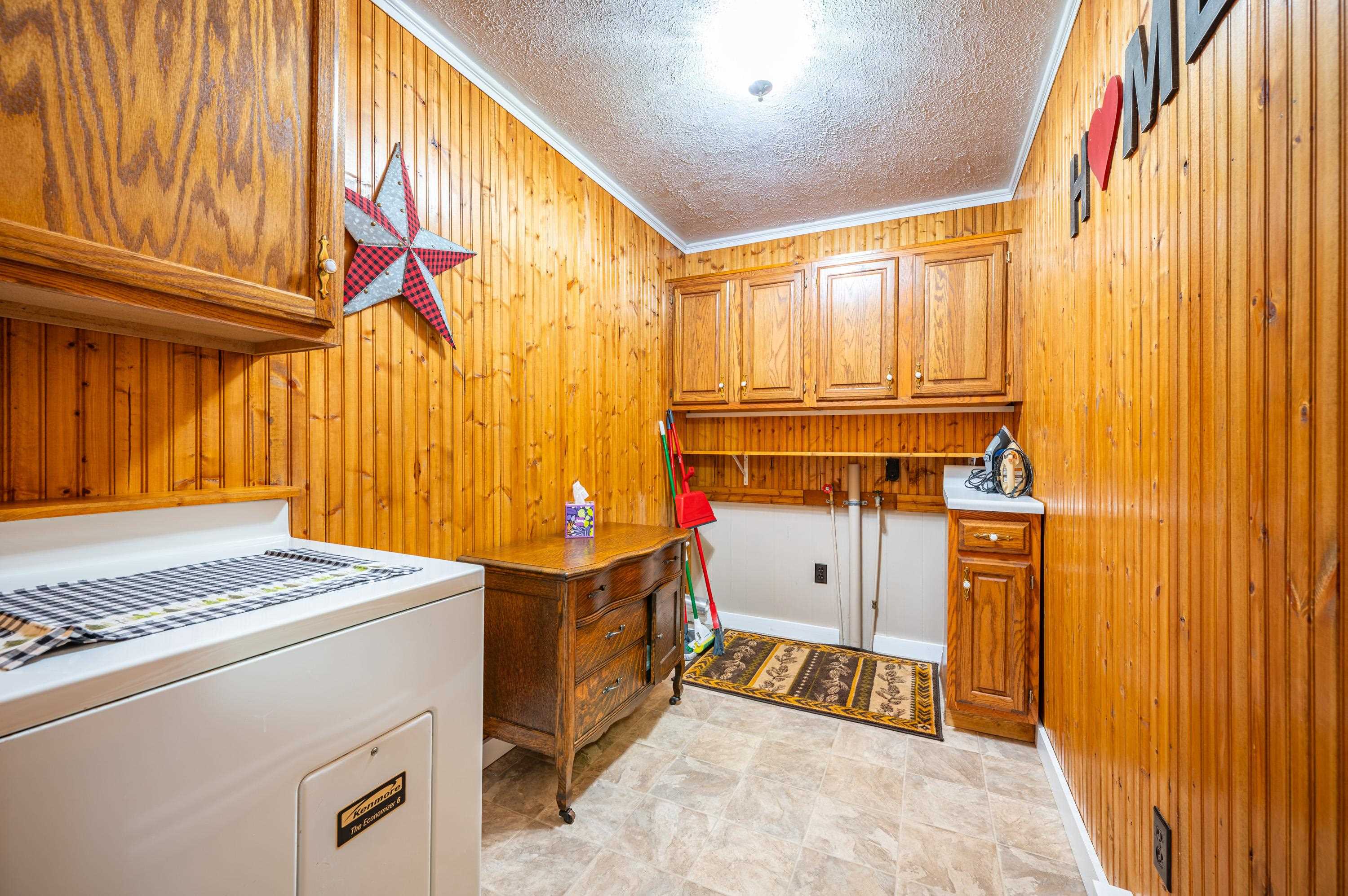 2230 Sowers Road Floyd VA 24091