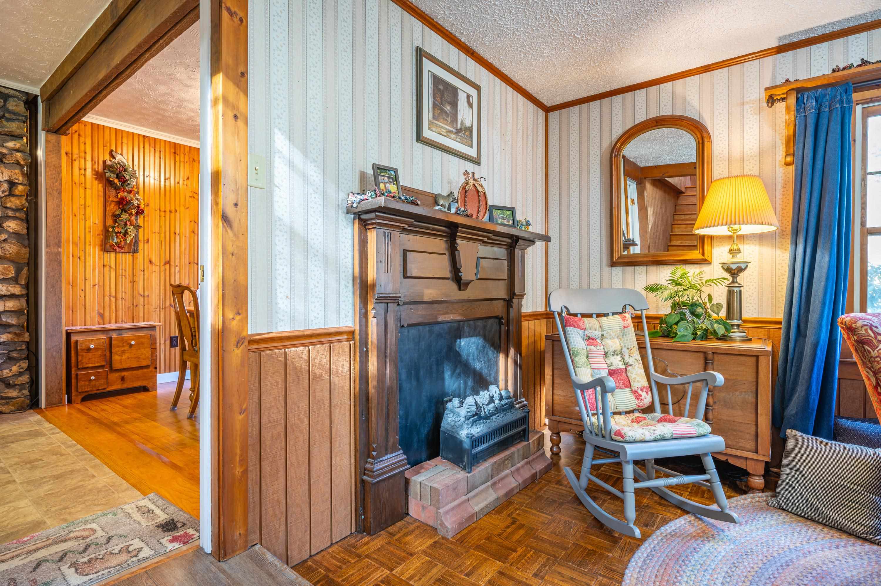 2230 Sowers Road Floyd VA 24091