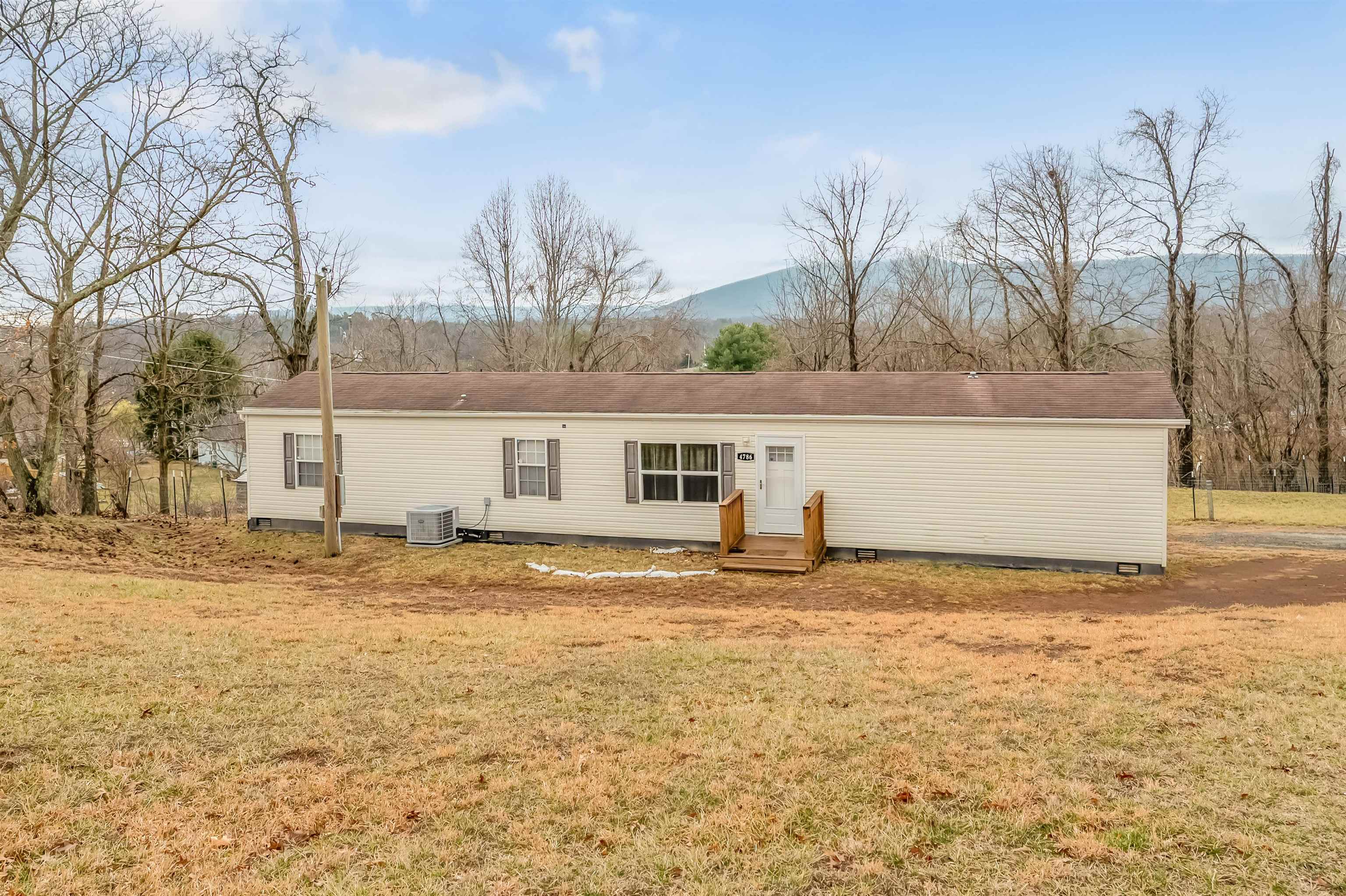 4786 Millirons Lane Pulaski VA 24301