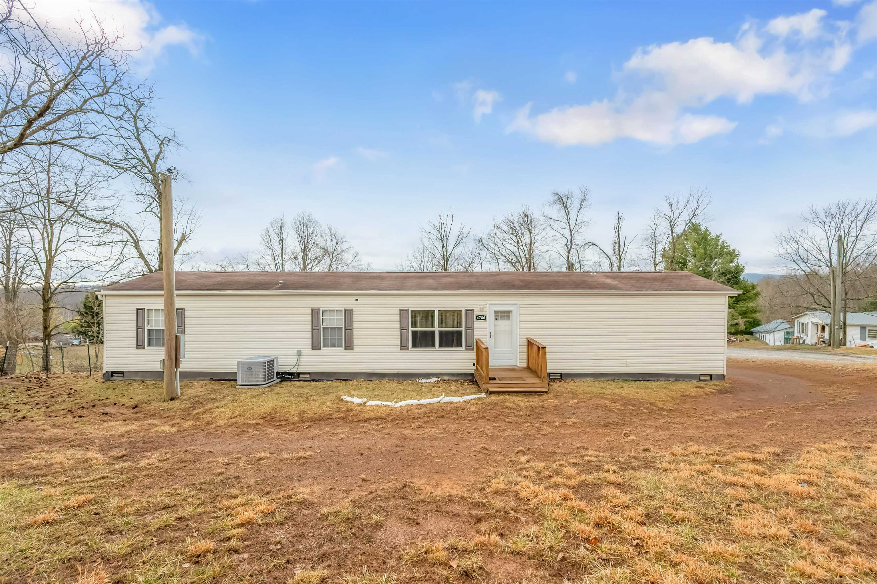 4786 Millirons Lane Pulaski VA 24301