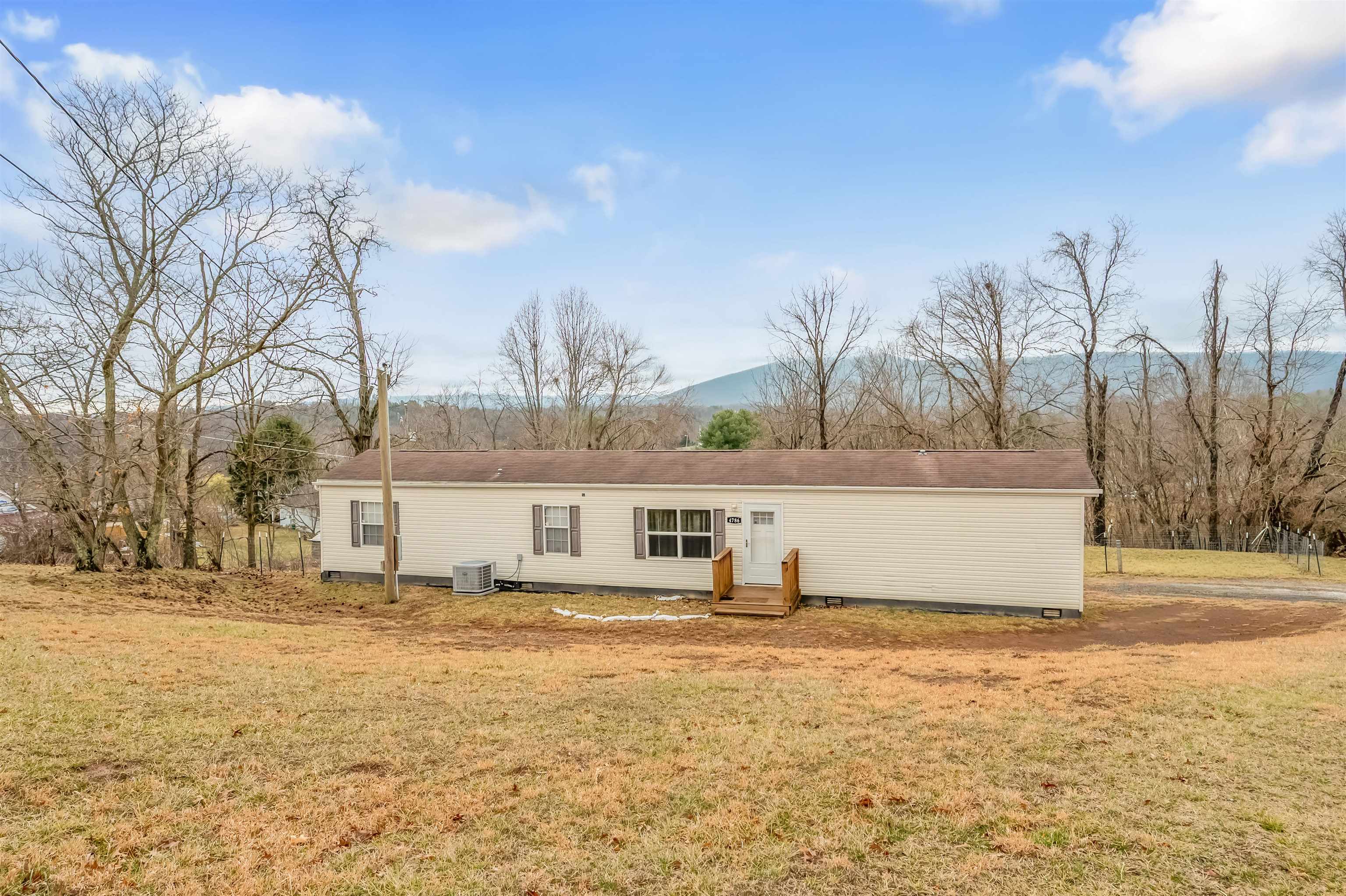 4786 Millirons Lane Pulaski VA 24301