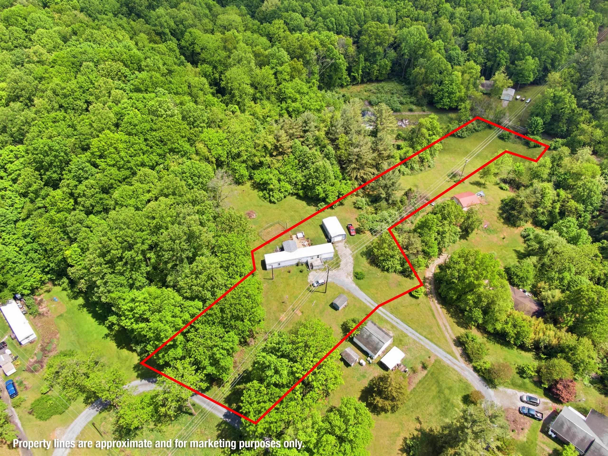 1516 Gunston Road Christiansburg VA 24073