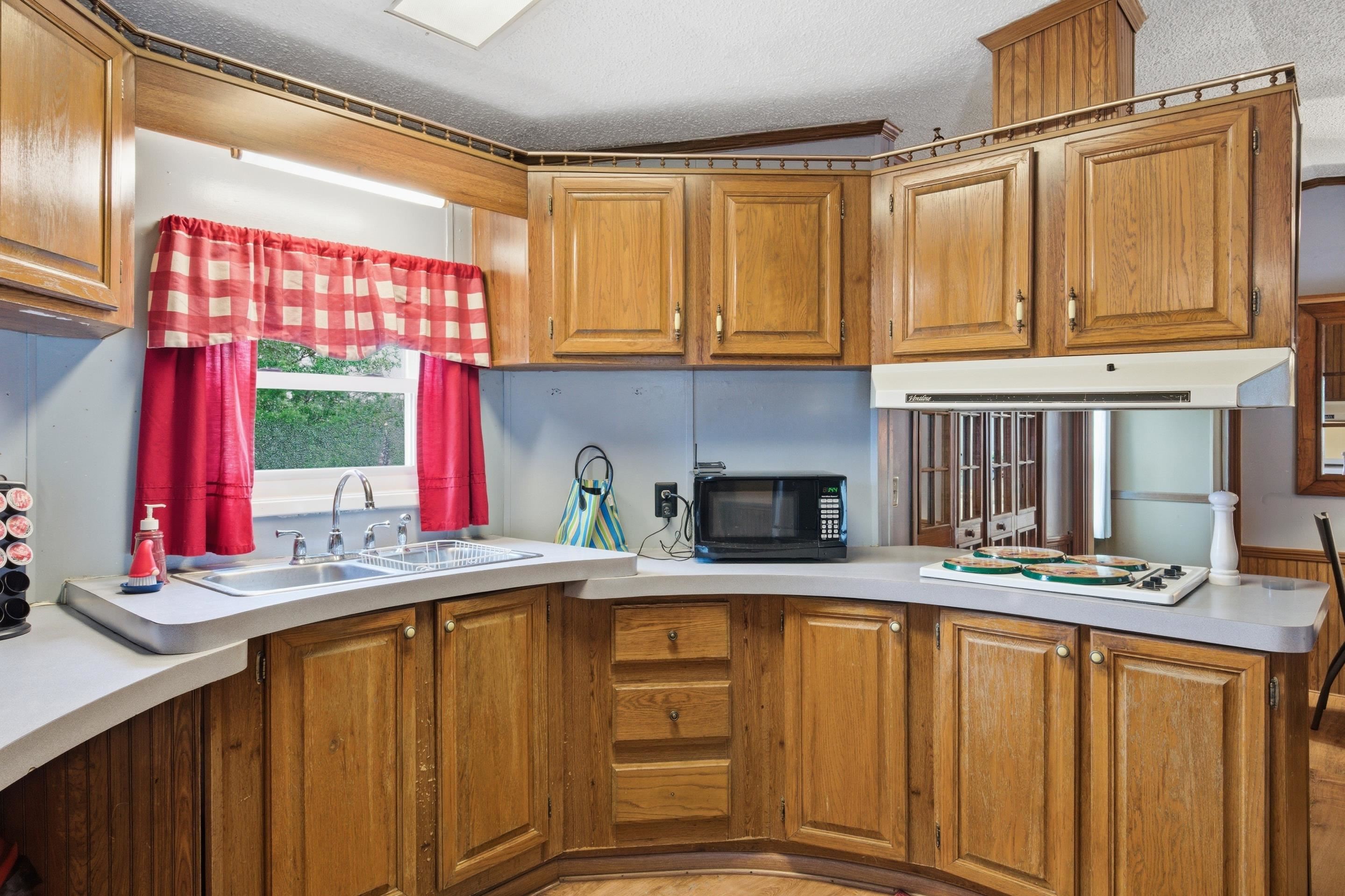 1516 Gunston Road Christiansburg VA 24073