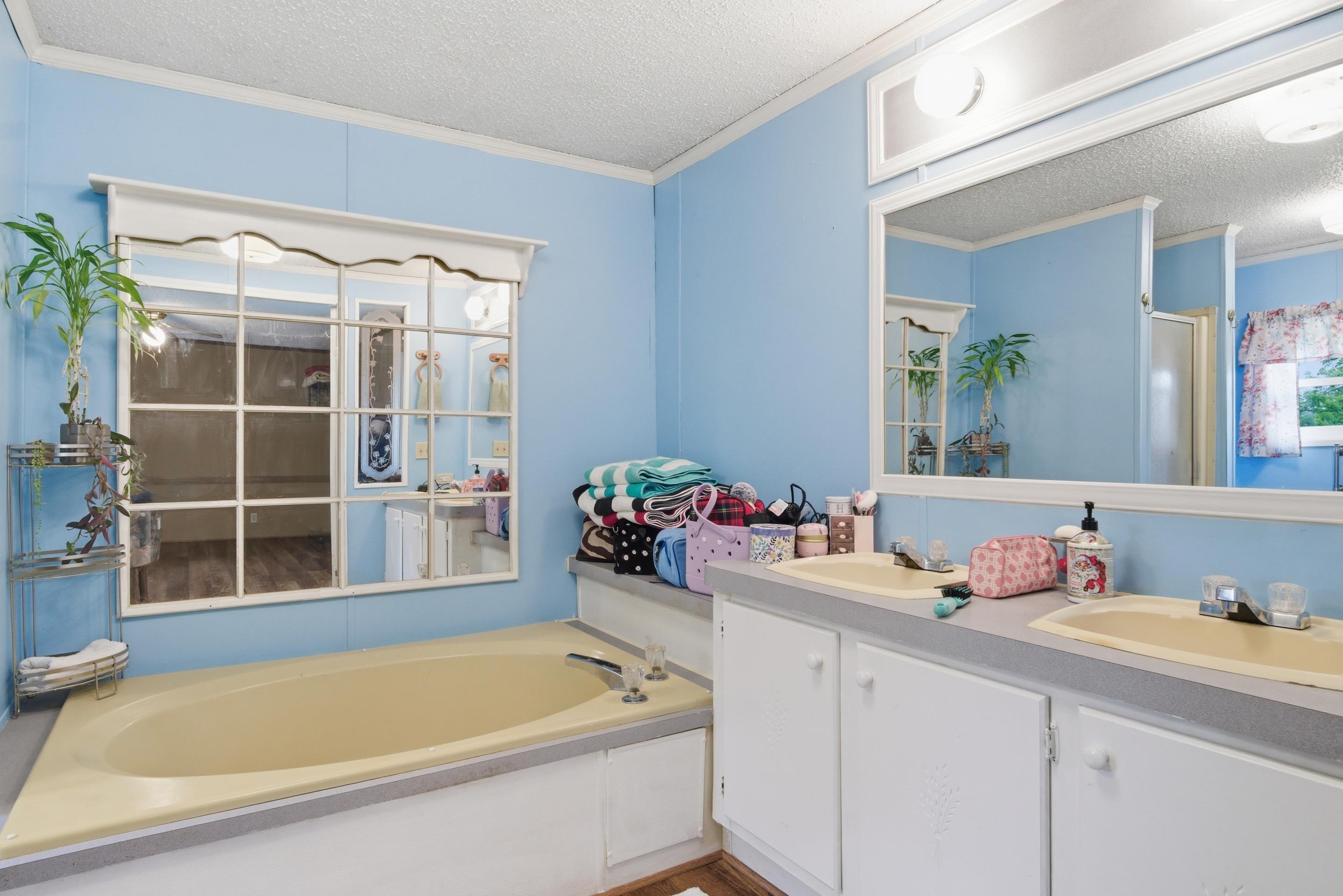 1516 Gunston Road Christiansburg VA 24073