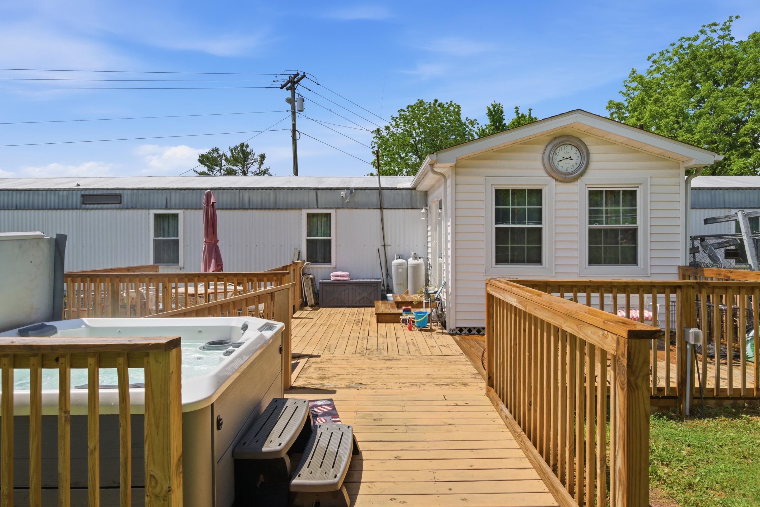 1516 Gunston Road Christiansburg VA 24073