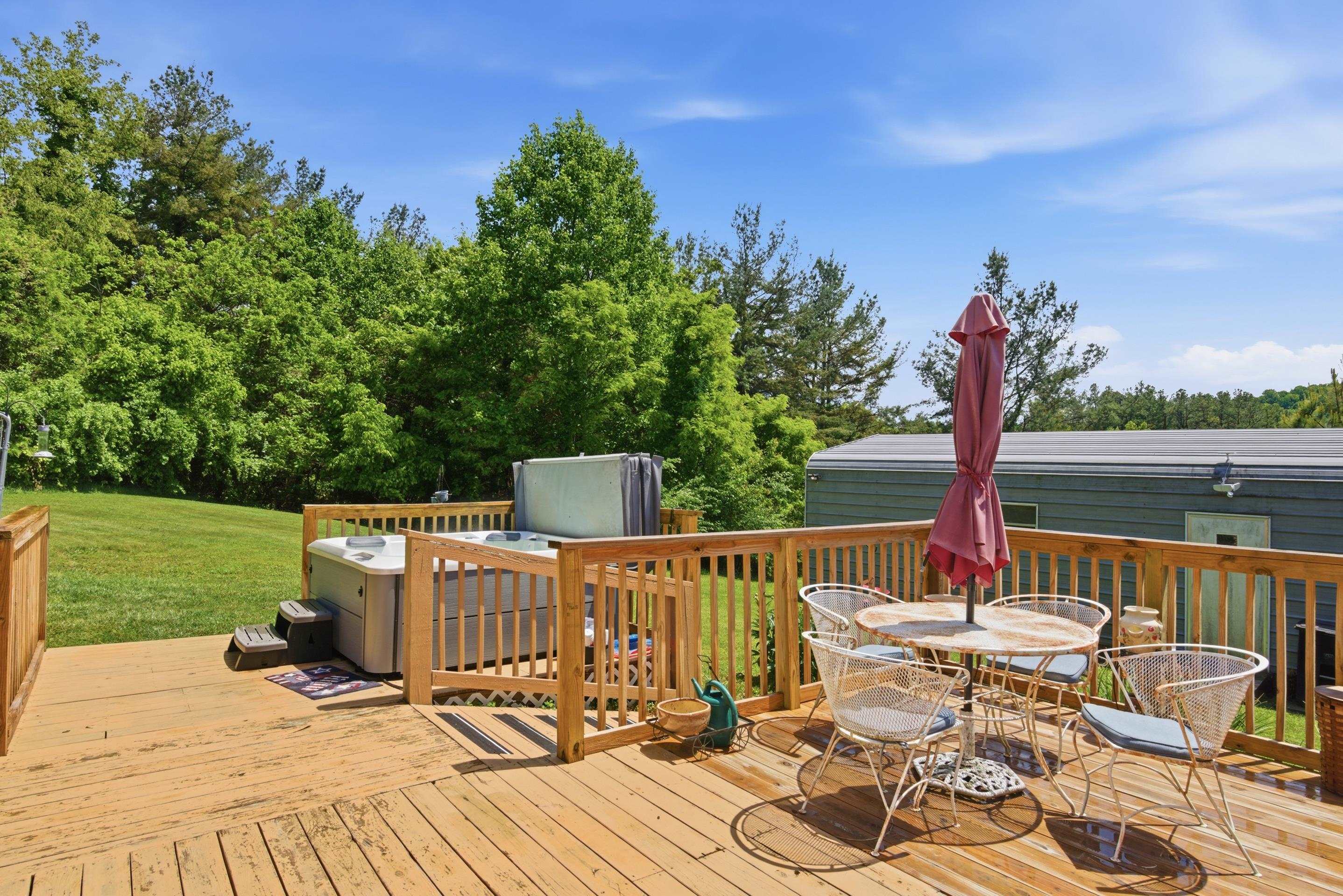 1516 Gunston Road Christiansburg VA 24073