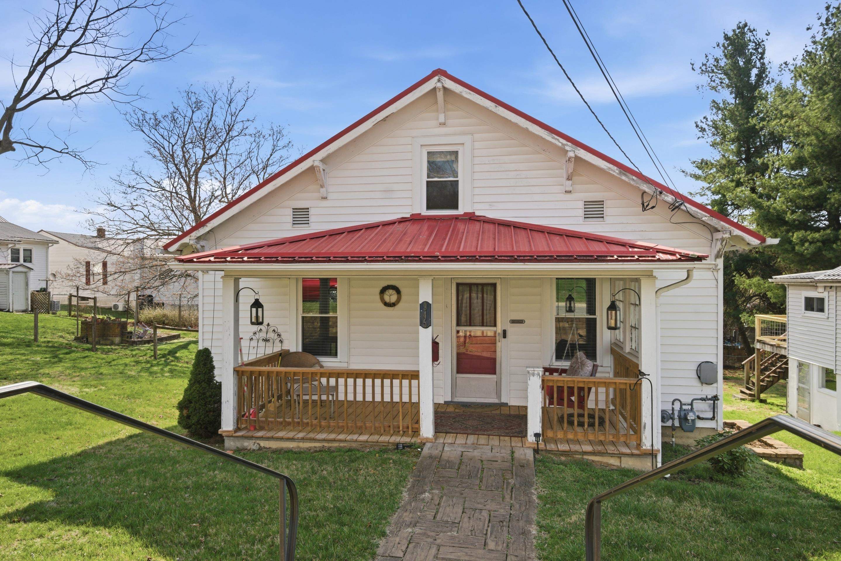 945 W North Street Wytheville VA 24382