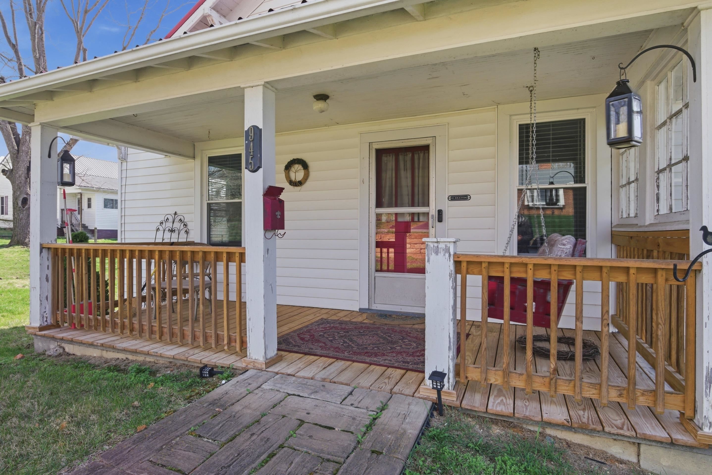 945 W North Street Wytheville VA 24382