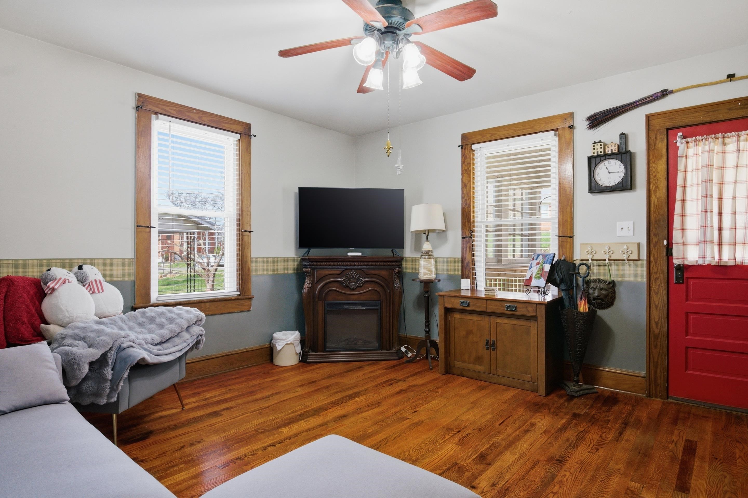 945 W North Street Wytheville VA 24382
