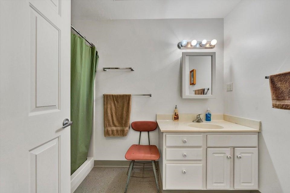 8055 Johns Creek Road New Castle VA 24127