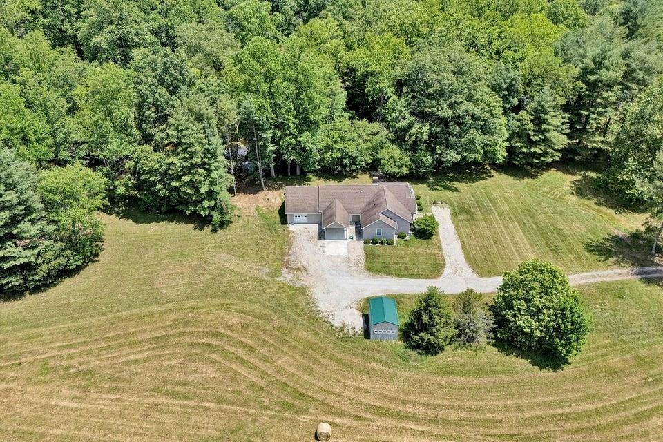 8055 Johns Creek Road New Castle VA 24127