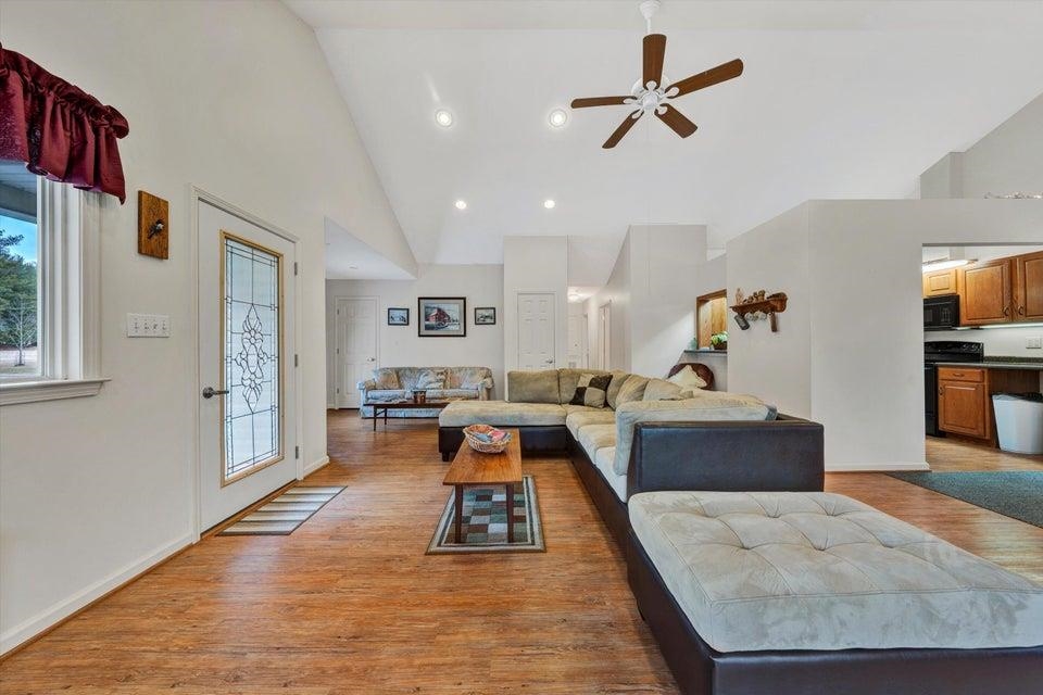 8055 Johns Creek Road New Castle VA 24127