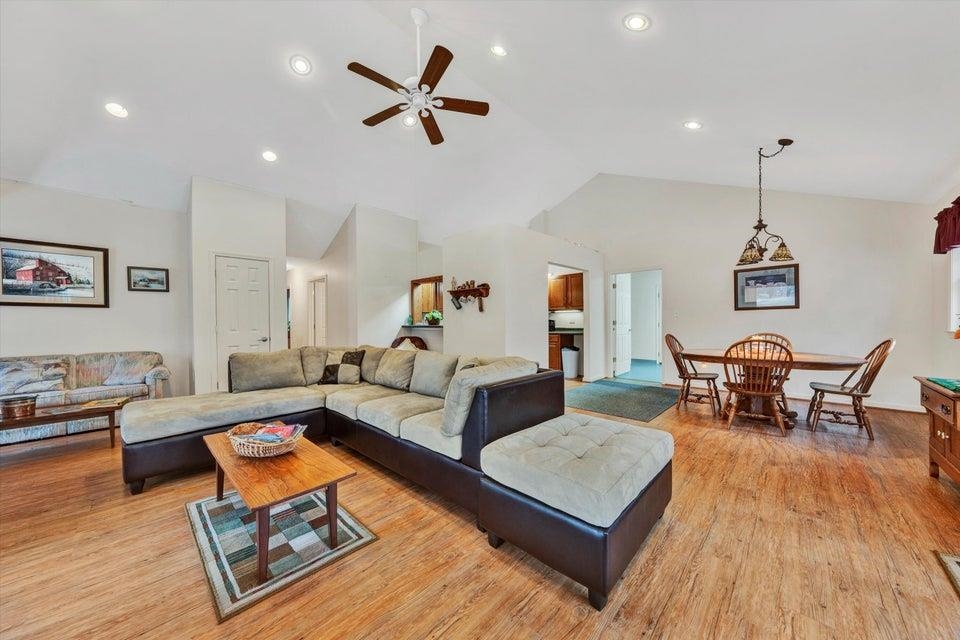 8055 Johns Creek Road New Castle VA 24127