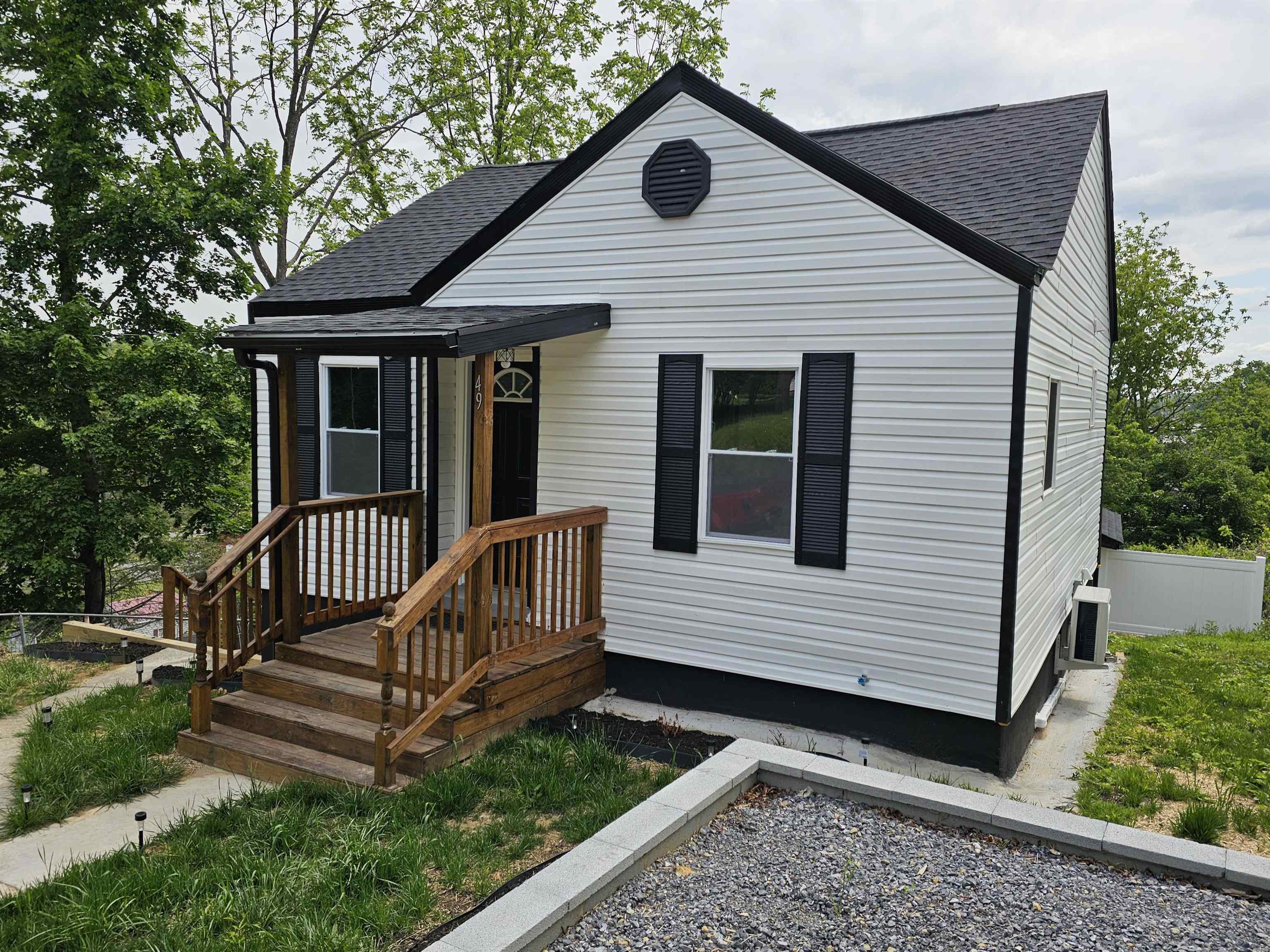 49 Bertha Street Pulaski VA 24301