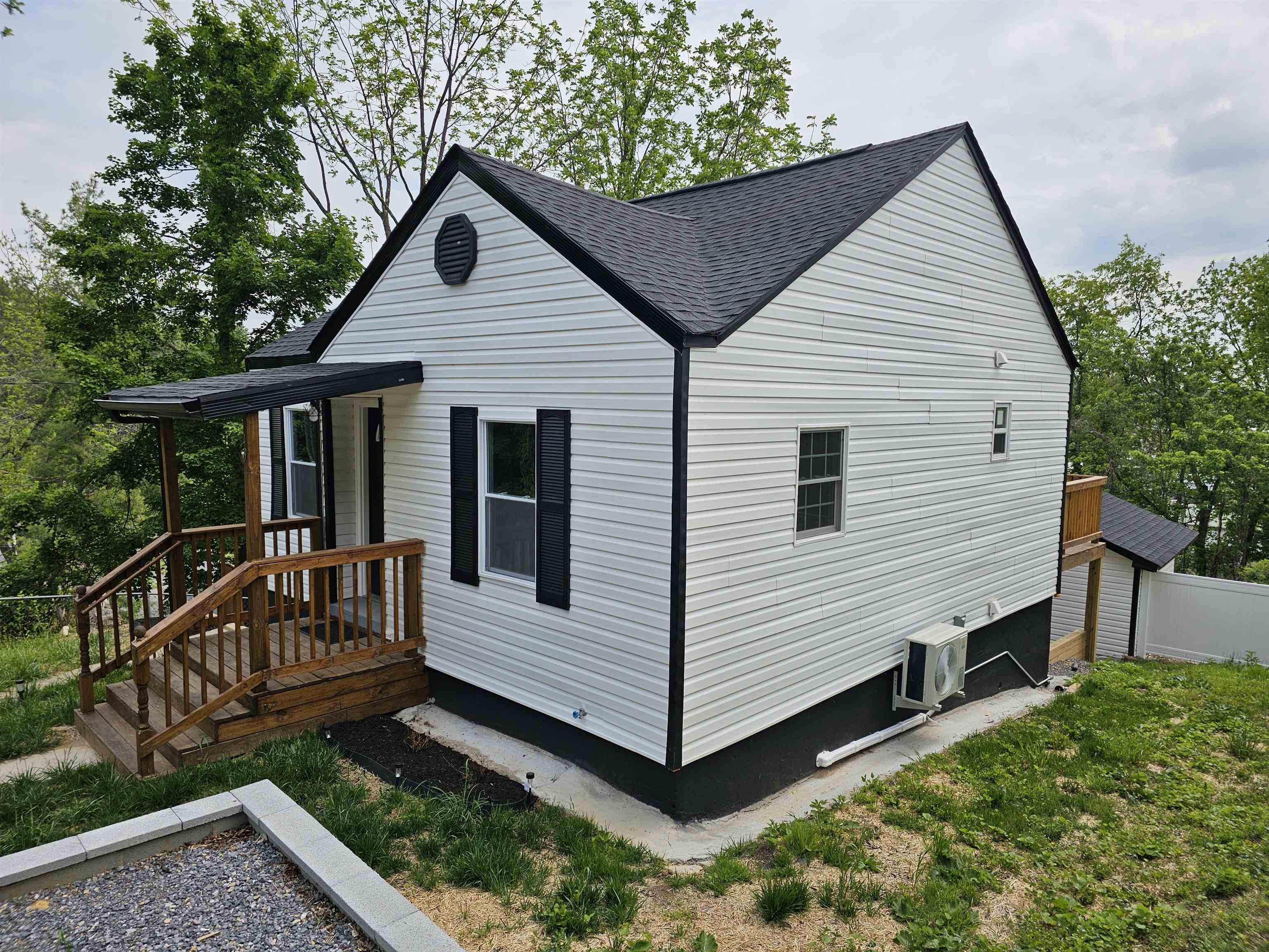 49 Bertha Street Pulaski VA 24301