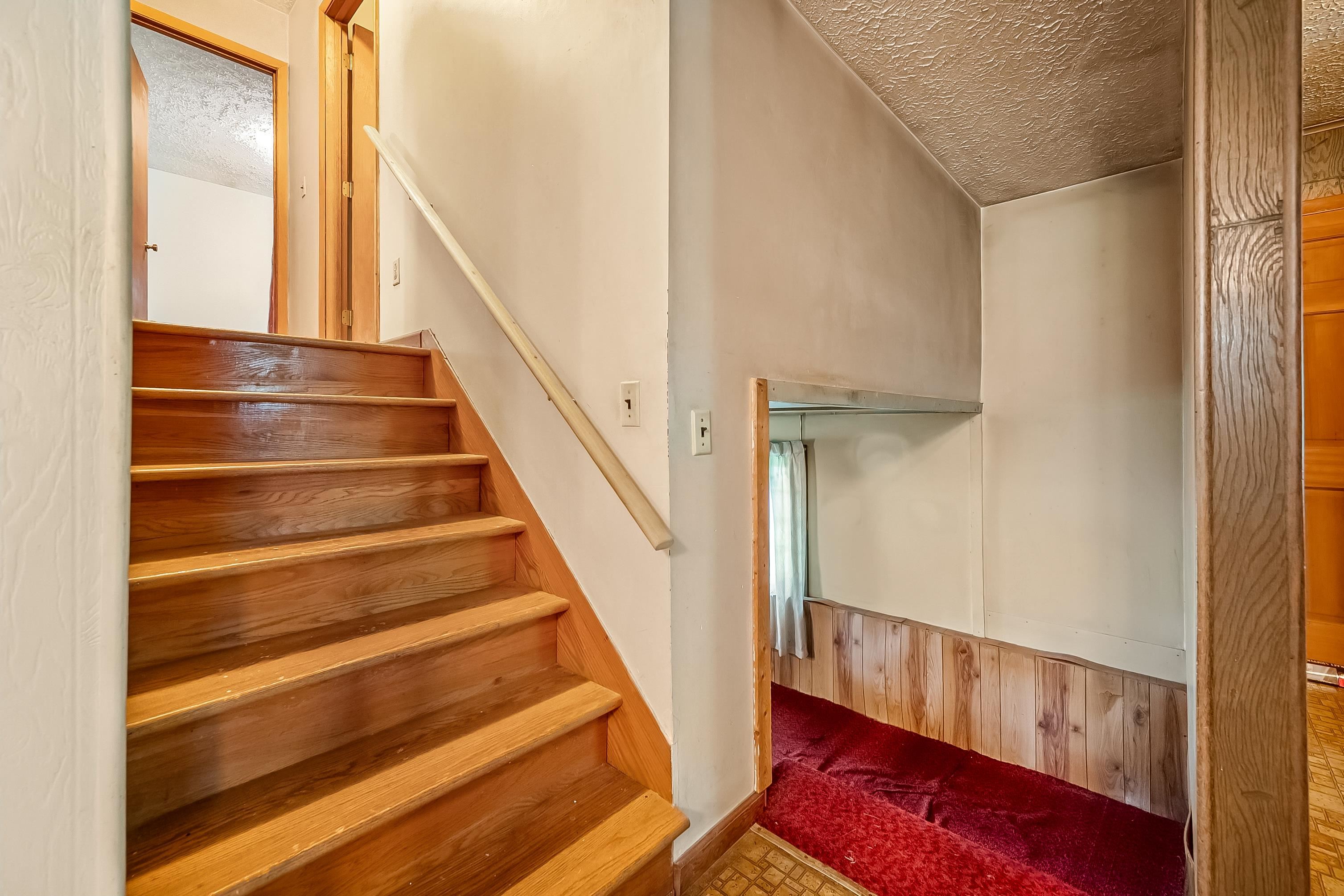 3722 Wesendonck Road Bland VA 24315