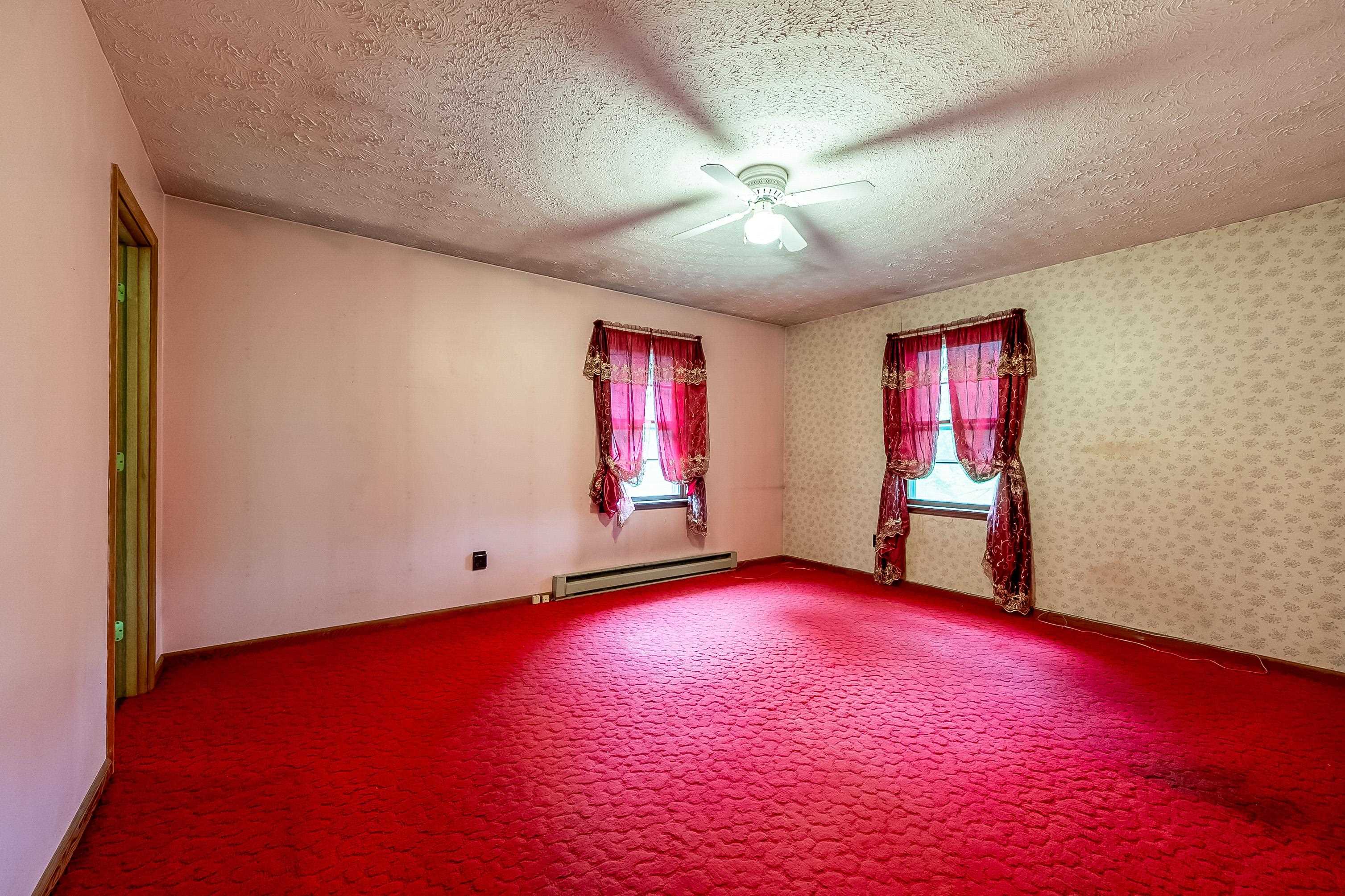 3722 Wesendonck Road Bland VA 24315