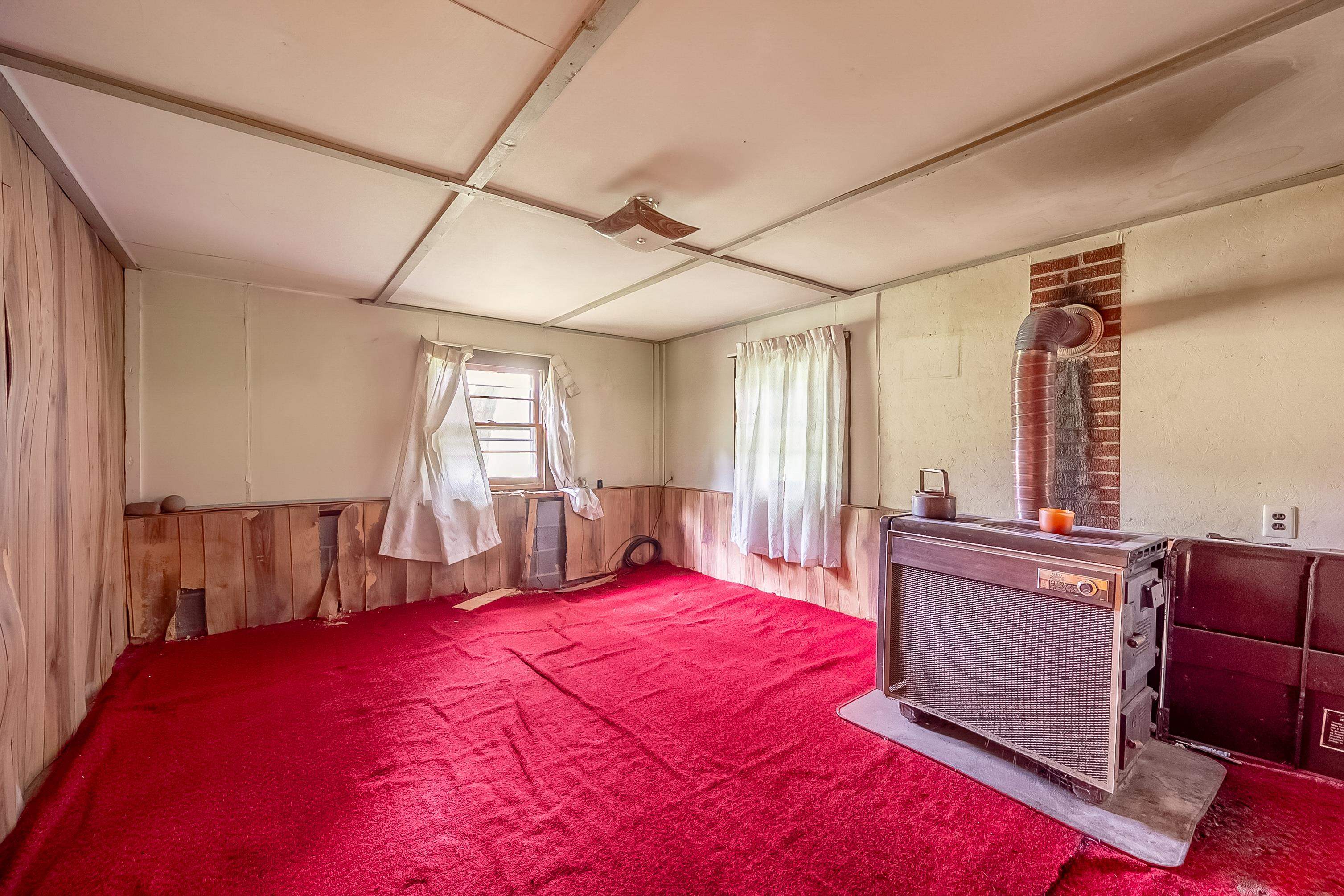 3722 Wesendonck Road Bland VA 24315