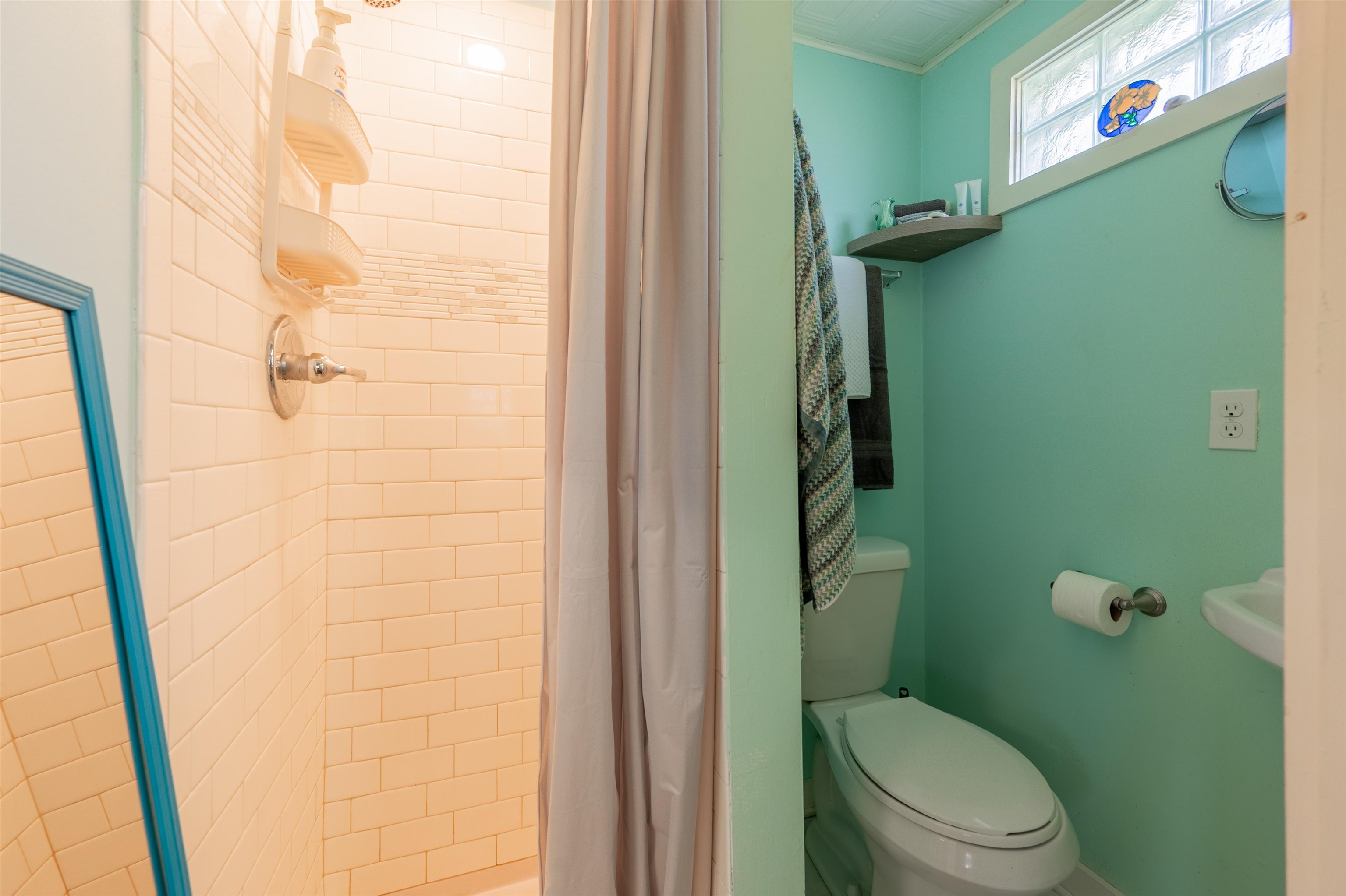 725 Cross Avenue Pearisburg VA 24134
