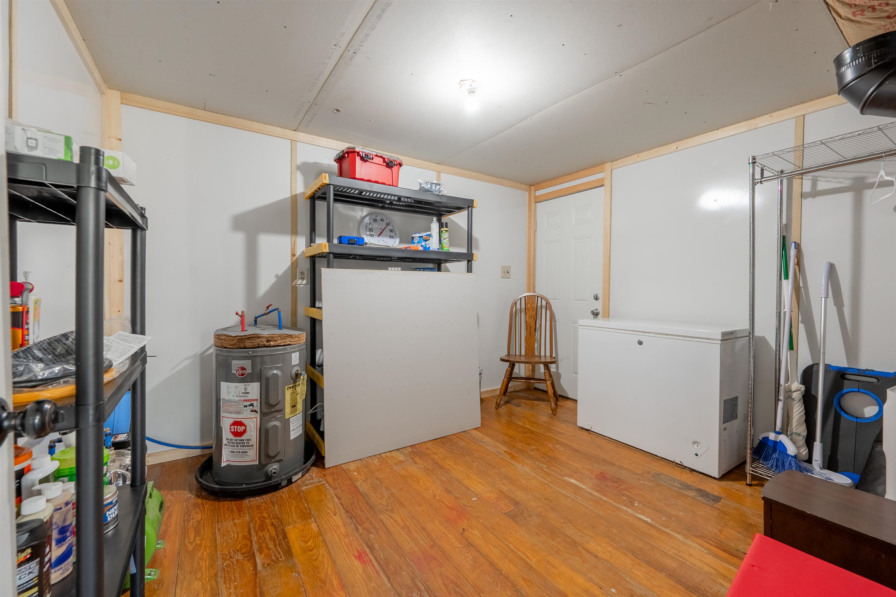 725 Cross Avenue Pearisburg VA 24134