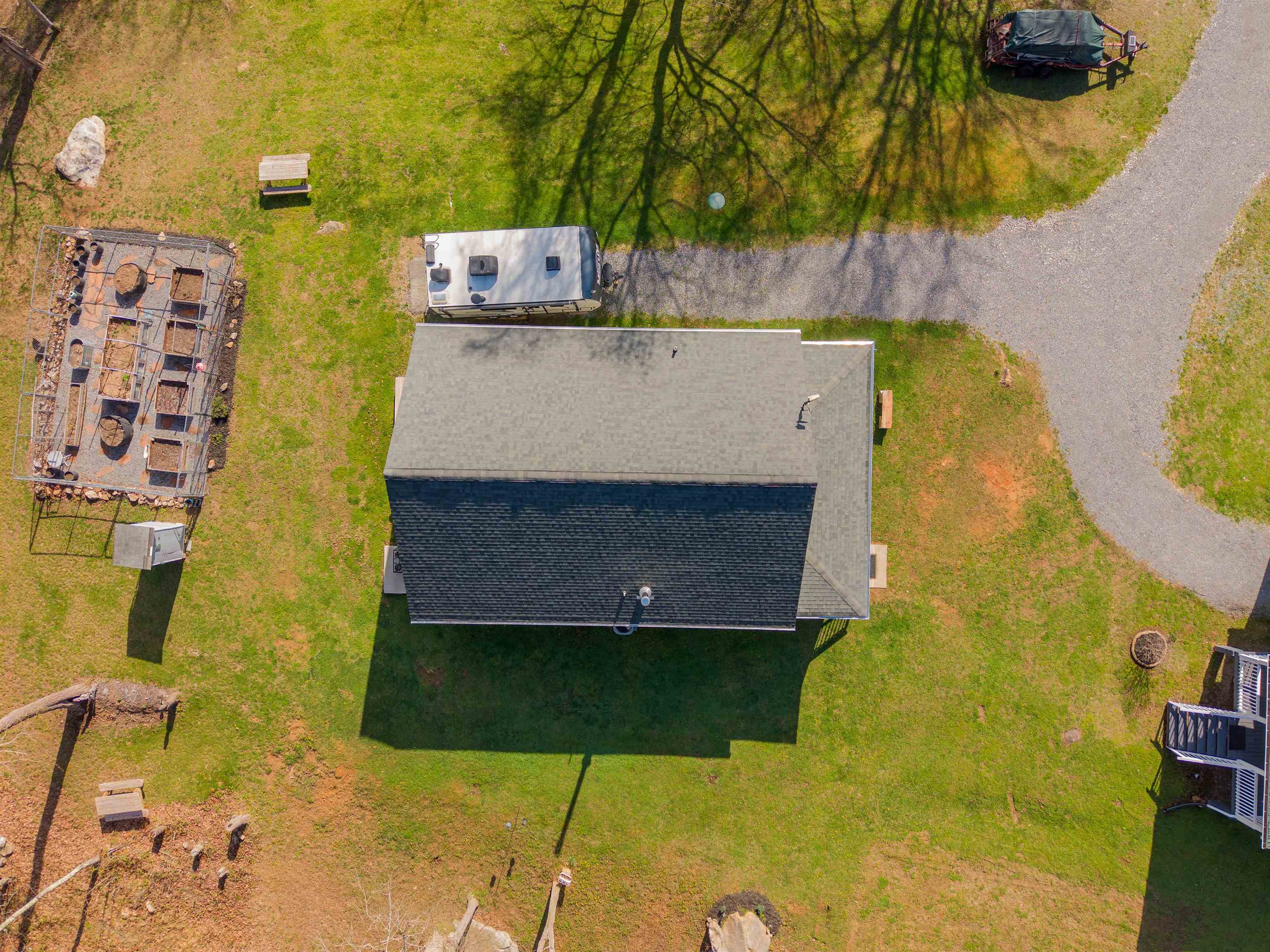 725 Cross Avenue Pearisburg VA 24134