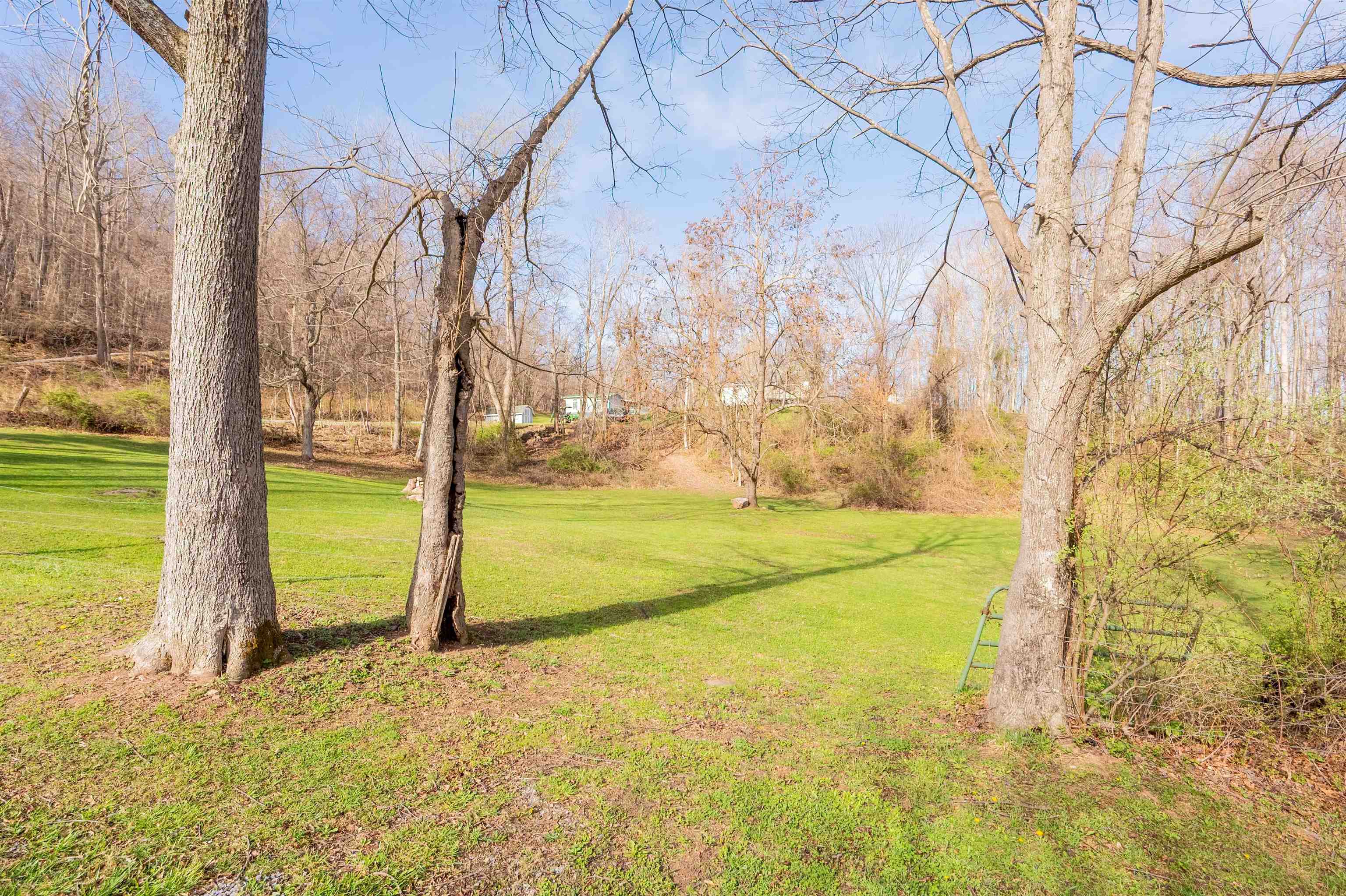 725 Cross Avenue Pearisburg VA 24134