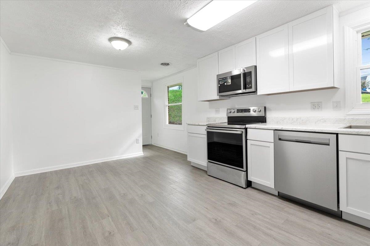 2305 Elmwood Street Radford VA 24141