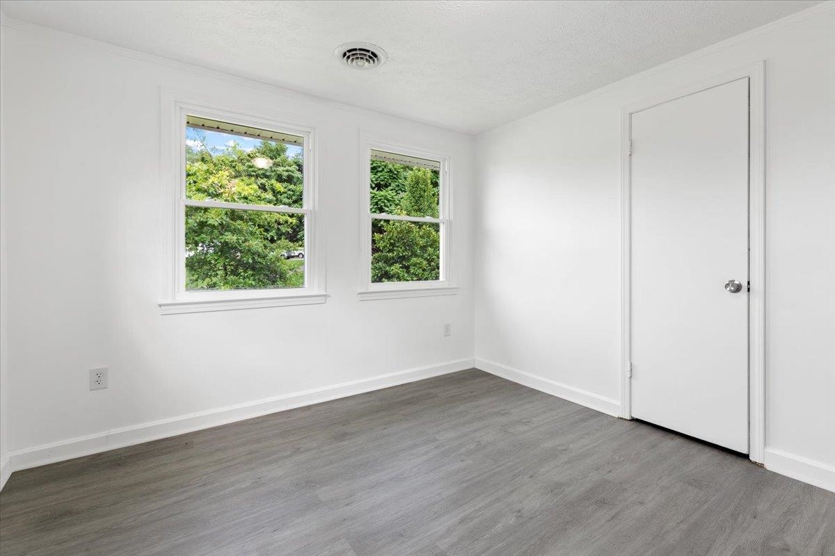2305 Elmwood Street Radford VA 24141