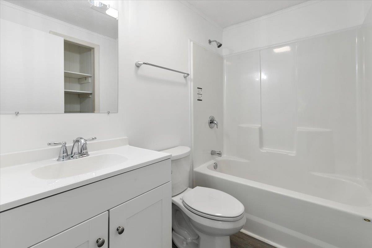 2305 Elmwood Street Radford VA 24141
