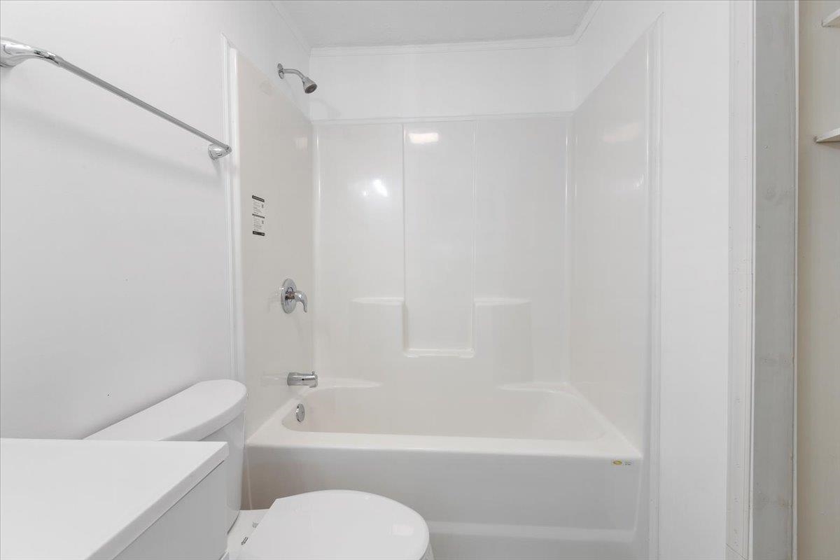 2305 Elmwood Street Radford VA 24141