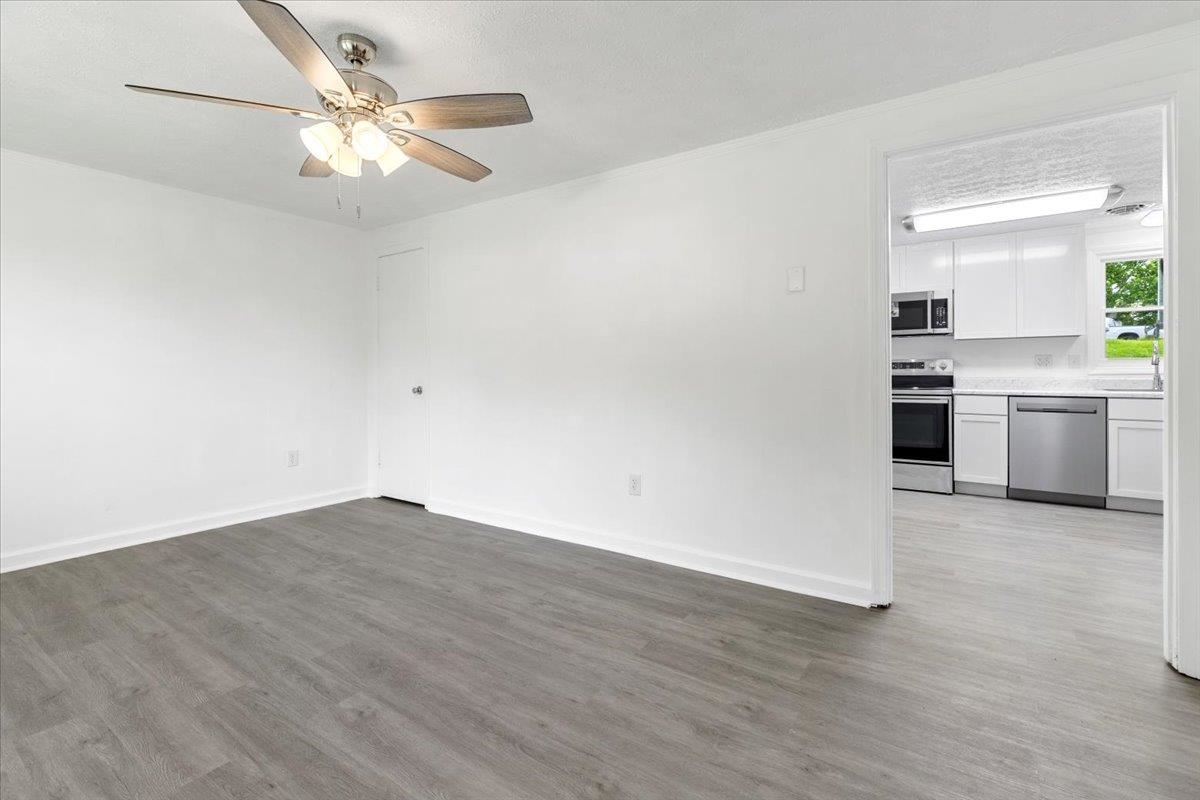 2305 Elmwood Street Radford VA 24141