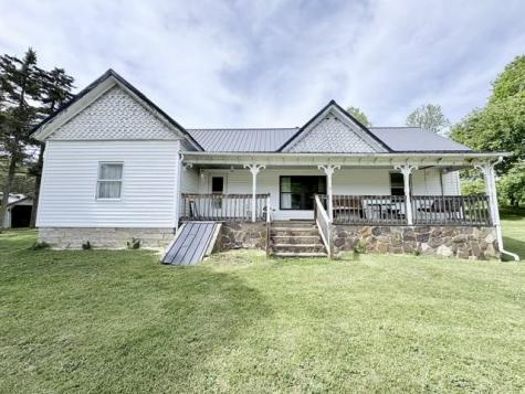4425 W Blue Grass Trl Virginia Trail Ceres VA 24318