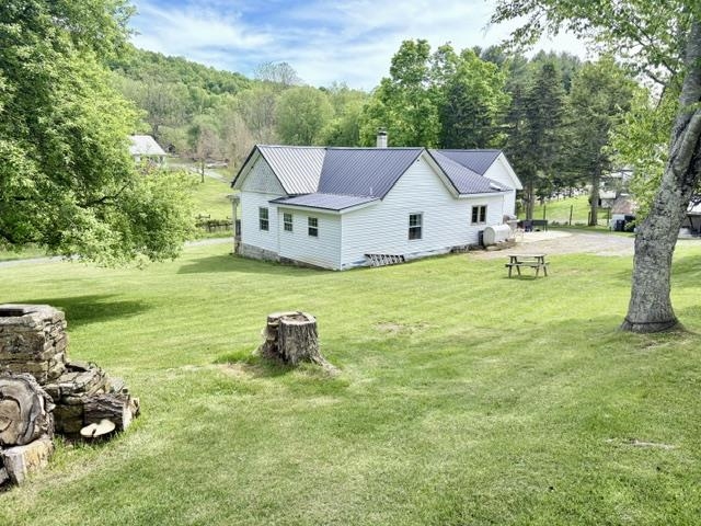 4425 W Blue Grass Trl Virginia Trail Ceres VA 24318