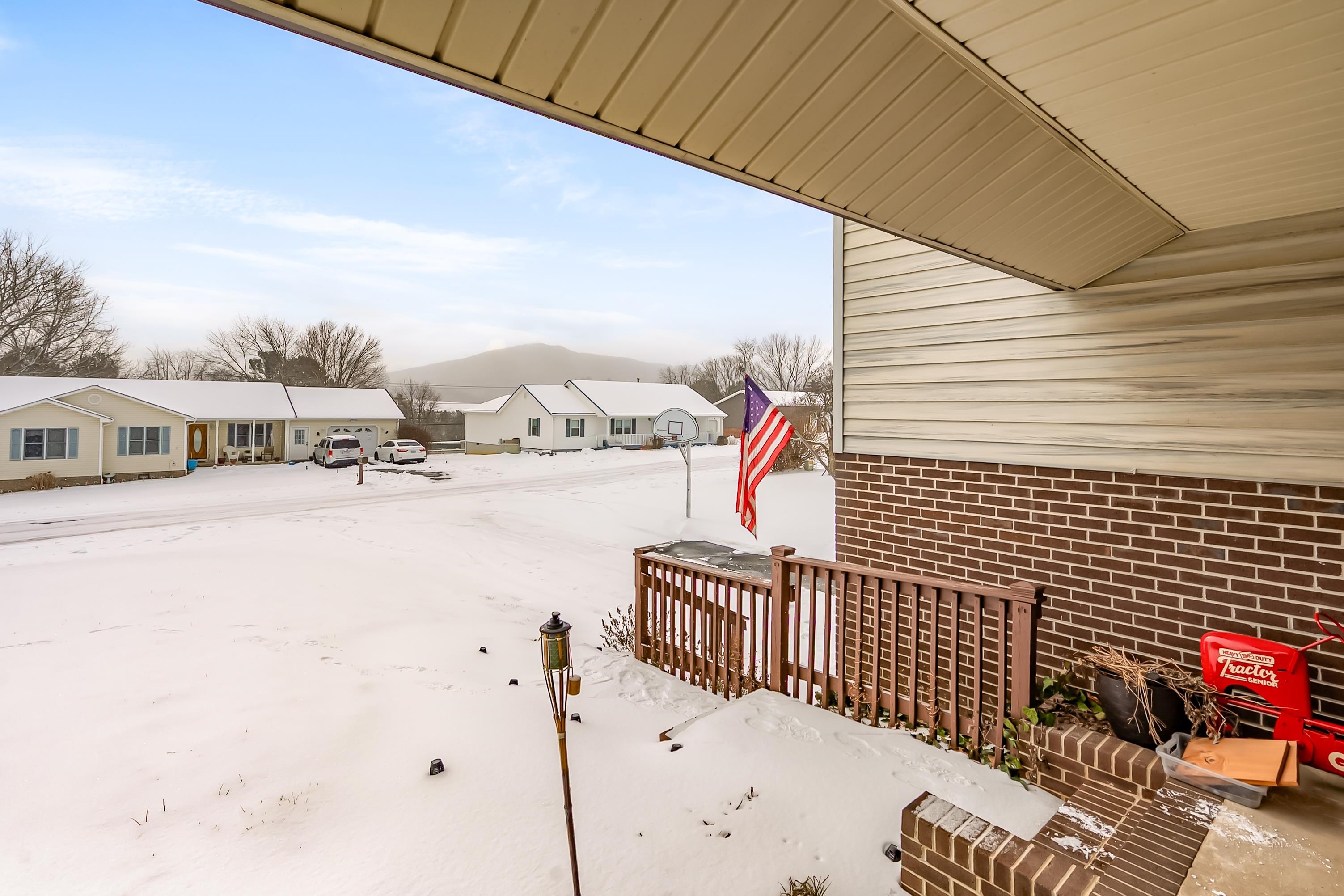 3858 Bainbridge Drive Pulaski VA 24301