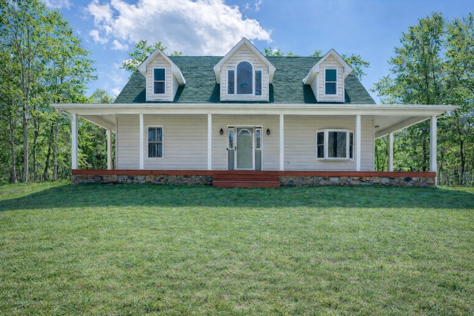 6720 Bradshaw Road Salem VA 24153