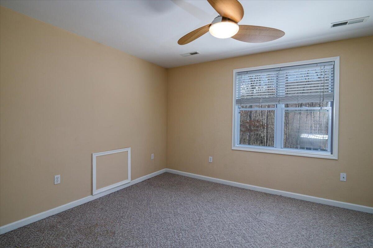 6720 Bradshaw Road Salem VA 24153