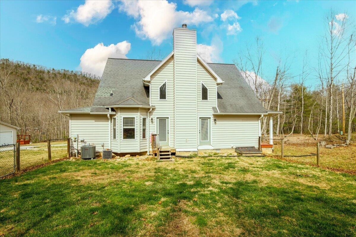 6720 Bradshaw Road Salem VA 24153