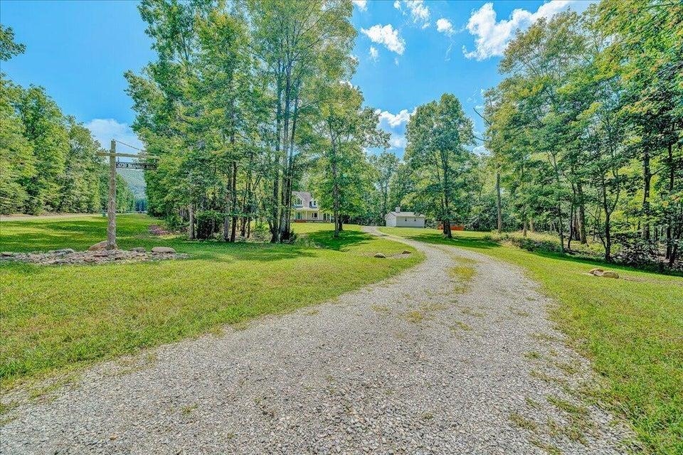 6720 Bradshaw Road Salem VA 24153