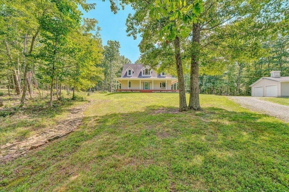 6720 Bradshaw Road Salem VA 24153