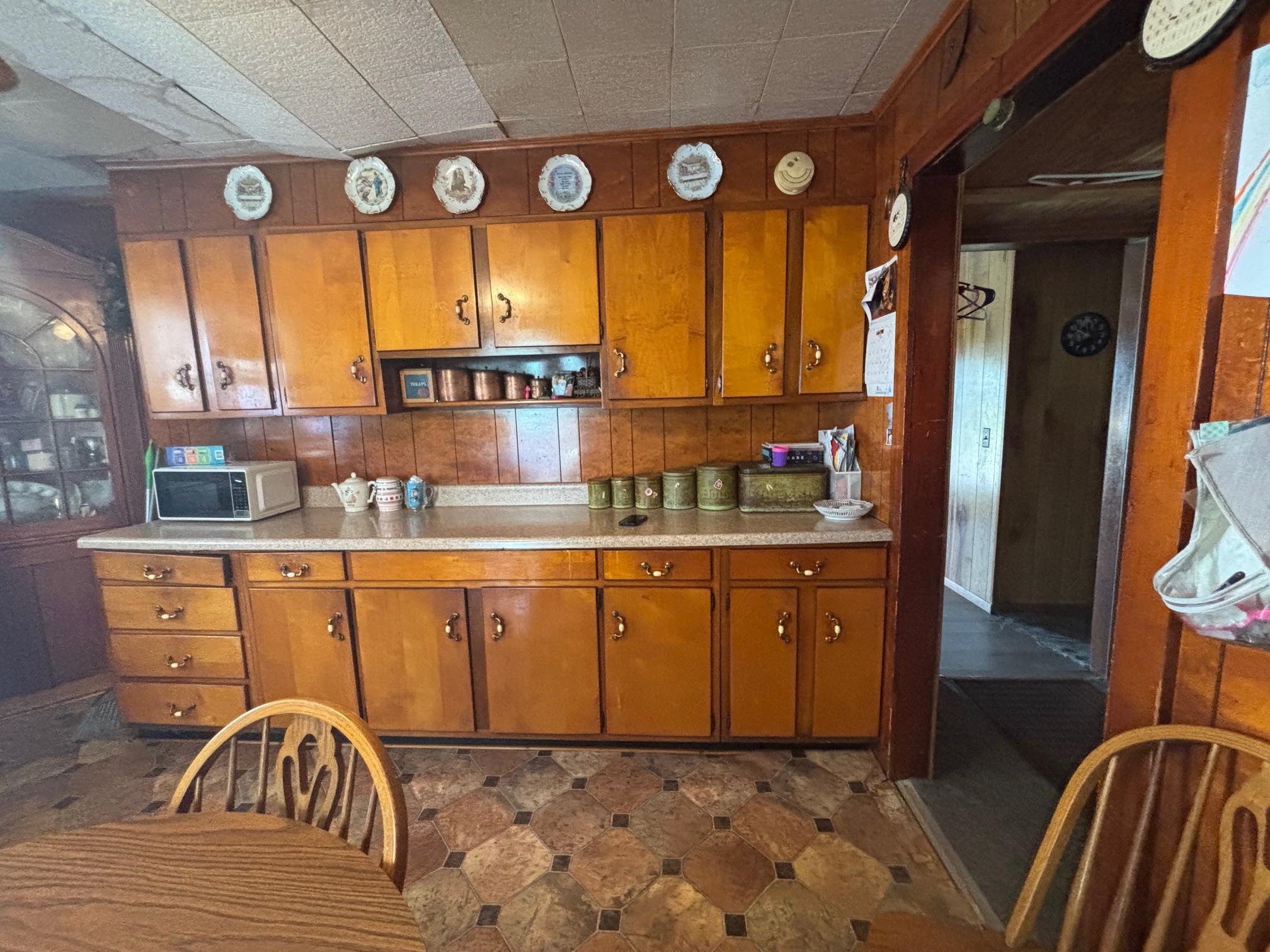 1922 Warden Spring Road Pulaski VA 24301