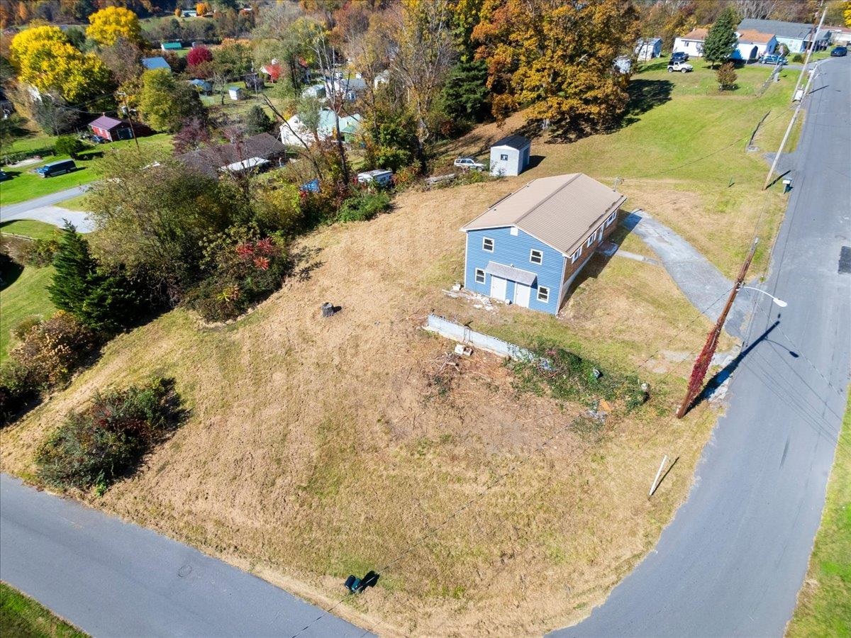 101 Warner Street Narrows VA 24124