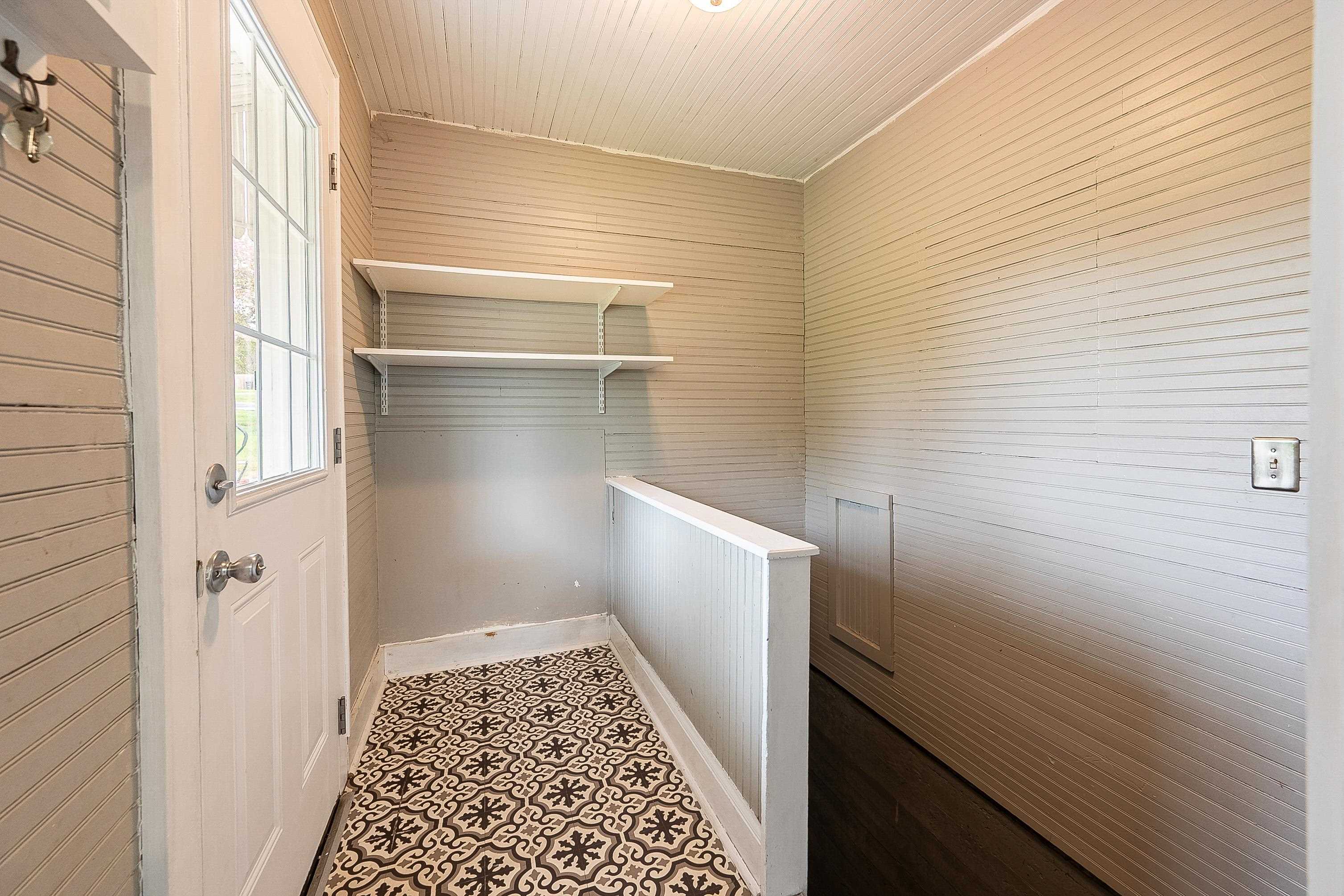 1403 Cabot Drive Pearisburg VA 24134