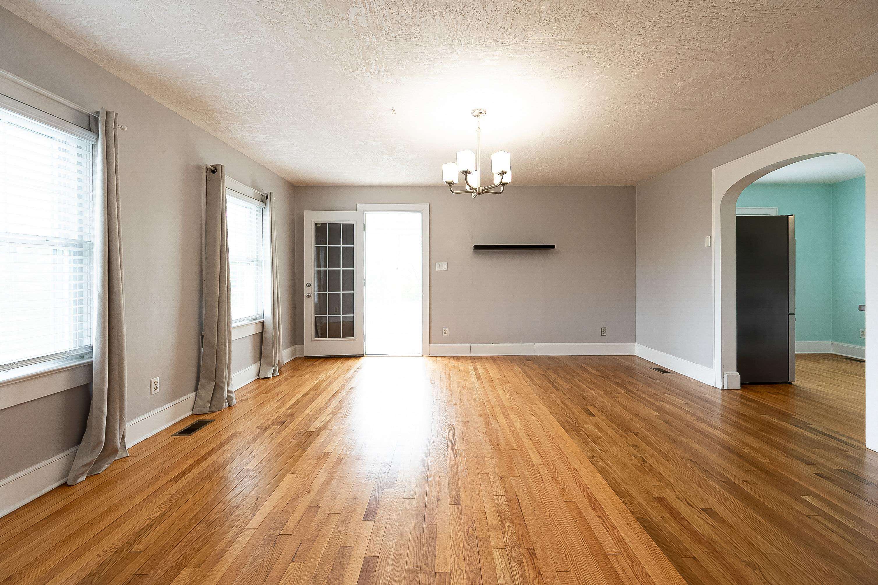 1403 Cabot Drive Pearisburg VA 24134